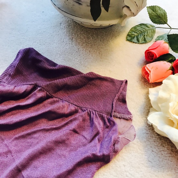 Top - Picture 2 of 8